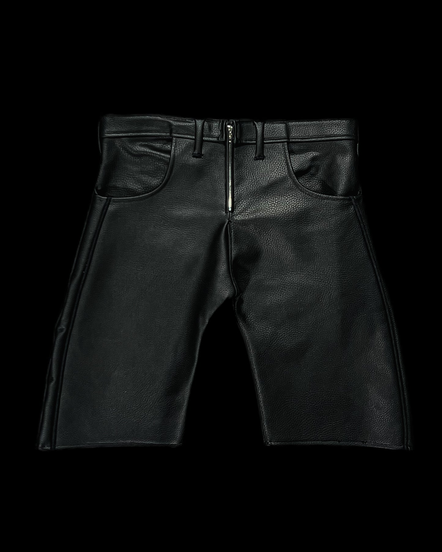 'LINEAR' BLACK SHORT