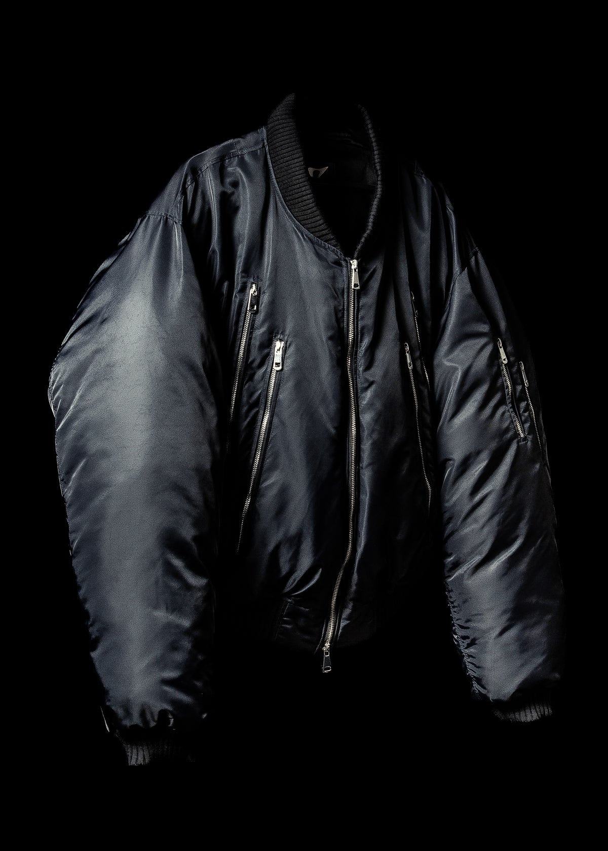OVERSIZED NYLON BOMBER JACKET