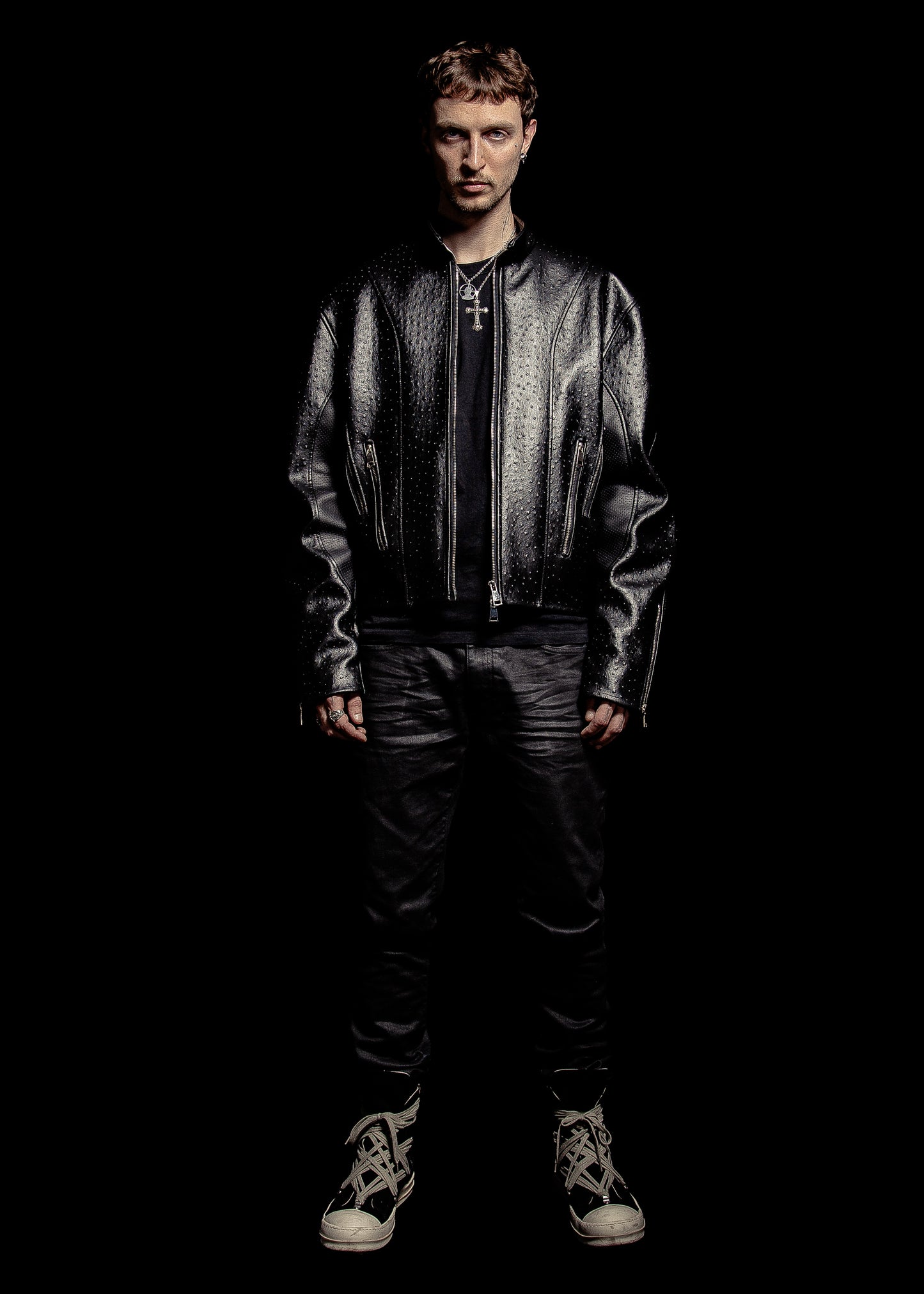‘OSTRICH’ LEATHER JACKET [BLACK]