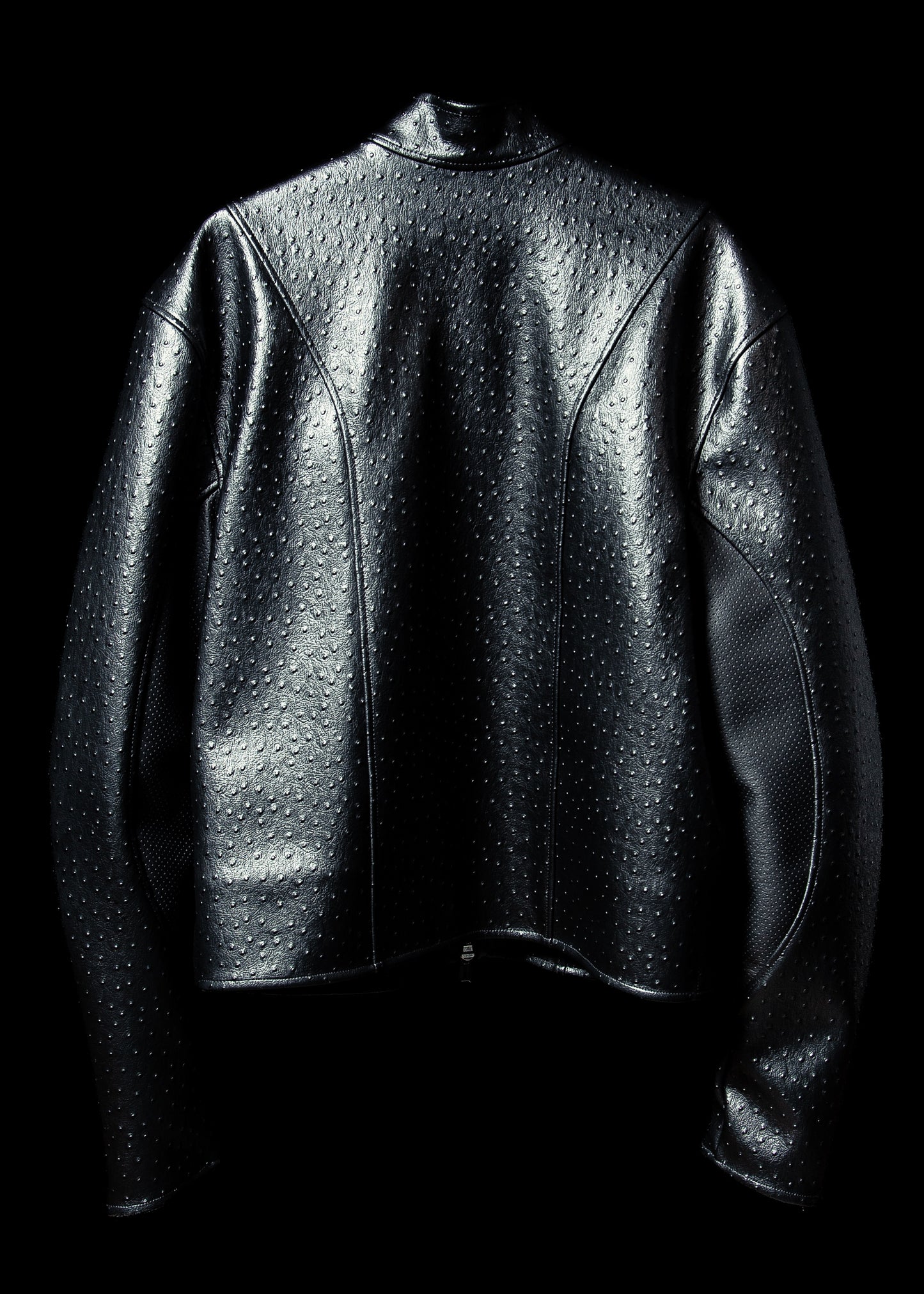‘OSTRICH’ LEATHER JACKET [BLACK]